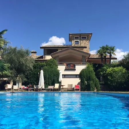 Villa Del Nibbio Luxury With Pool In Umbria Ficulle