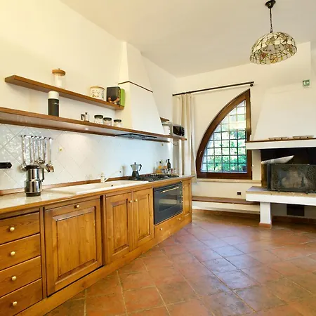 Del Nibbio Private Estate With Pool In Umbria Ficulle