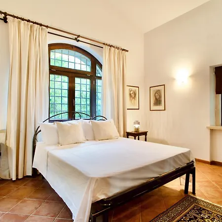 Villa Del Nibbio Private Estate With Pool In Umbria Ficulle