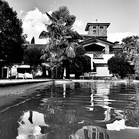 Del Nibbio Luxury With Pool In Umbria Vila Ficulle
