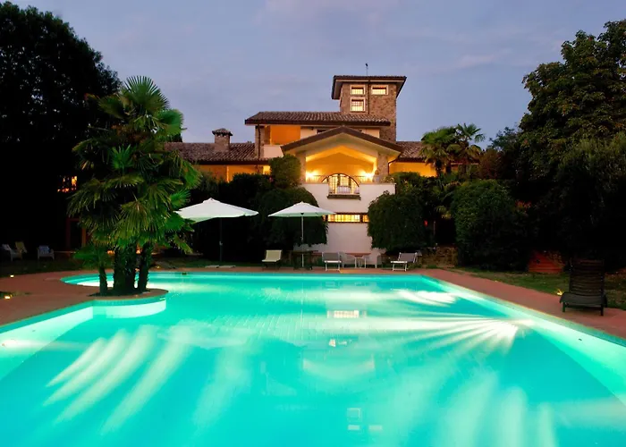 Del Nibbio Luxury With Pool In Umbria * Ficulle